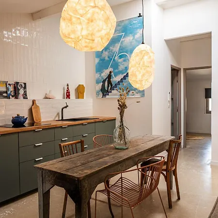 Maison Arthur Oda ve Kahvaltı 4*