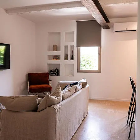 Maison Arthur Frühstückspension Aigues-Mortes